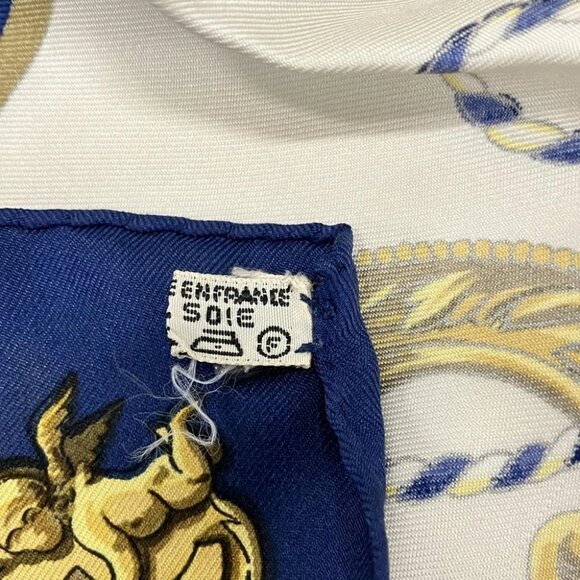 Auth HERMES Carre 90 - Navy Cream Multi Scarf - Picture 4 of 7
